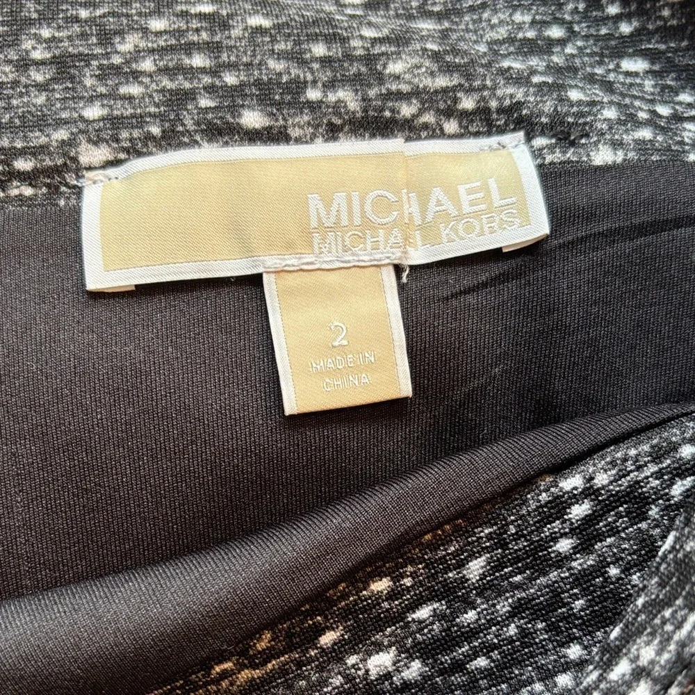 Michael Kors Black and White Stretch Pencil Skirt Size 2